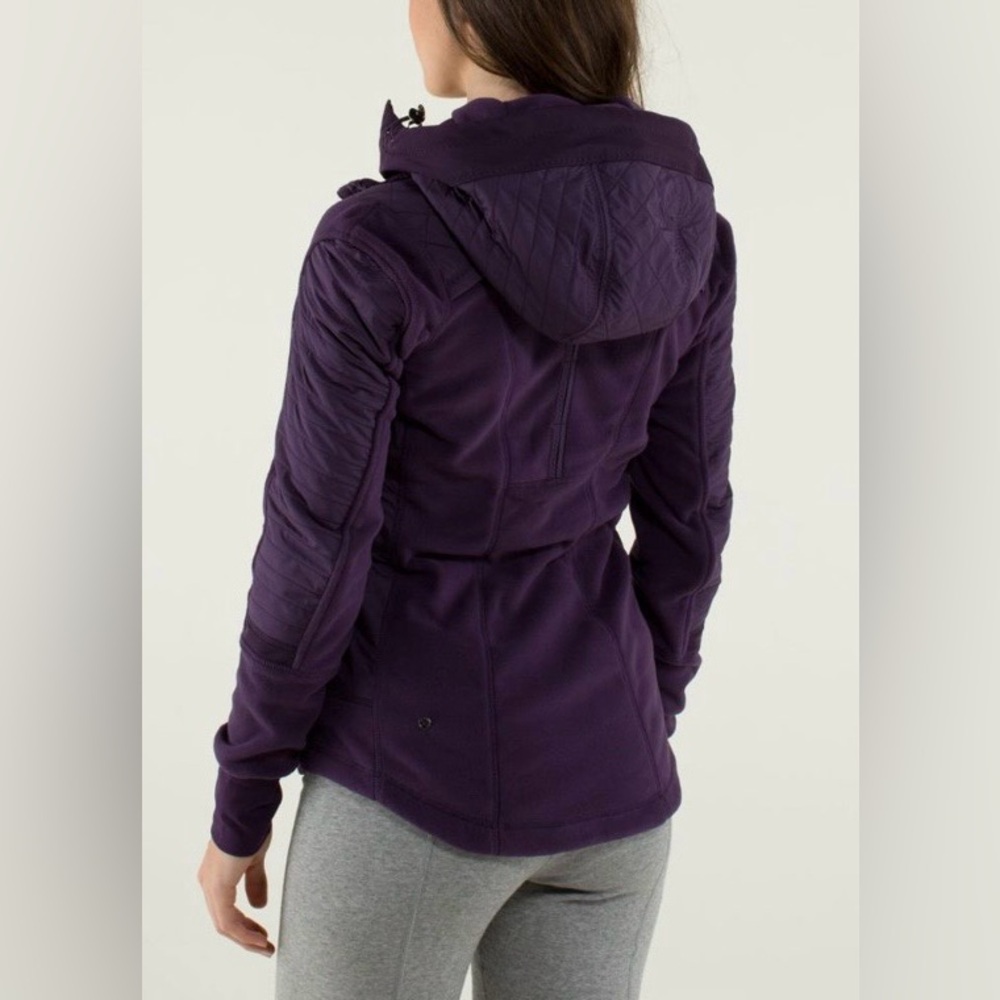 Lululemon Fleece Jacket Size 8 Plum Zip Hoodie Pockets EUC - Picture 2 of 13